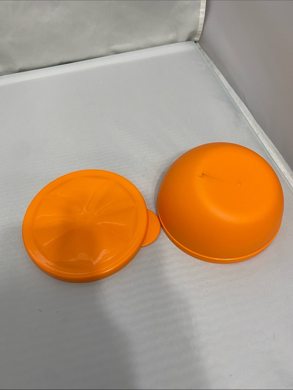 Tupperware Produce/Snack Container - Picture 13 of 16